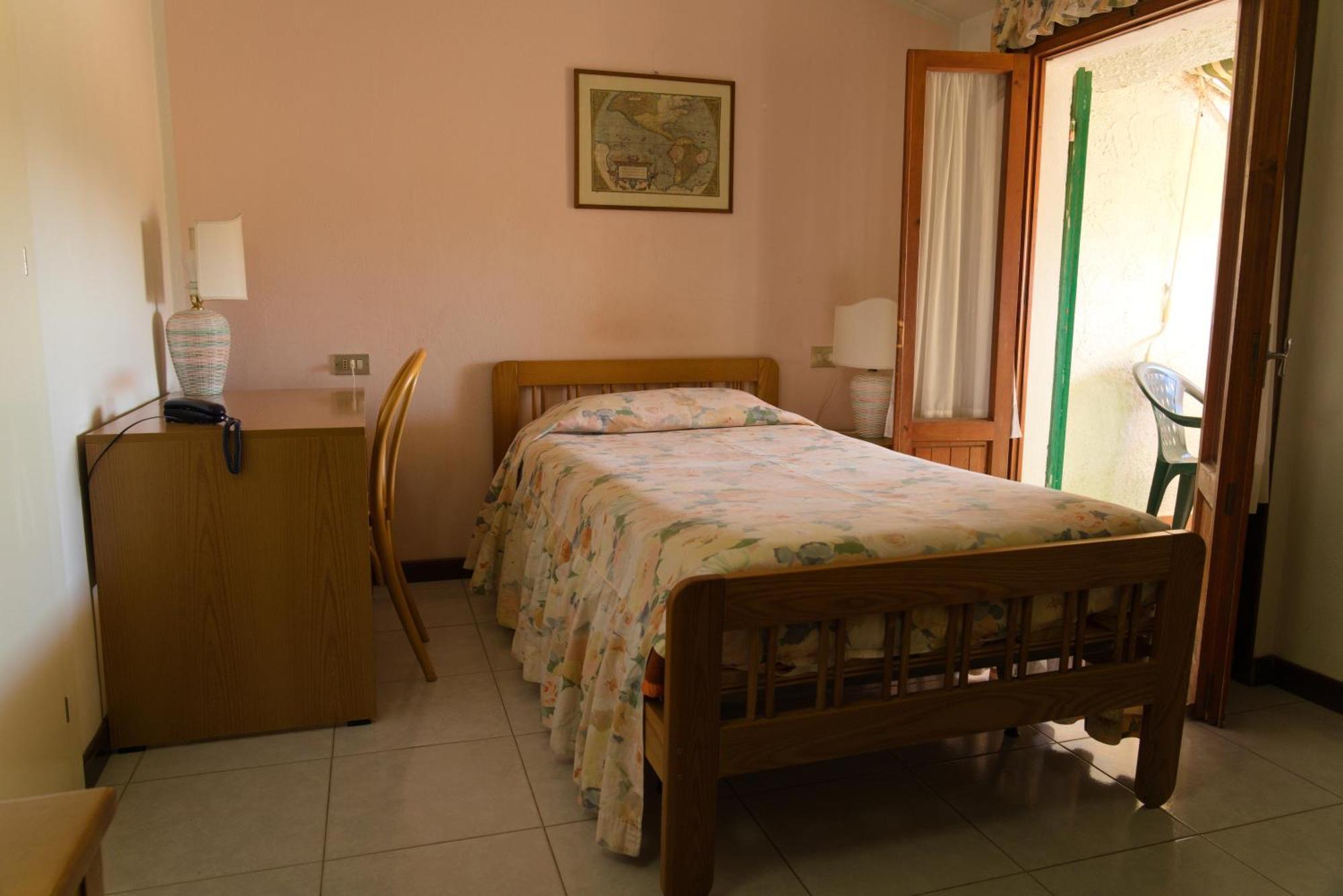 Albergo San Lorenzo โกรเซตโต ภายนอก รูปภาพ